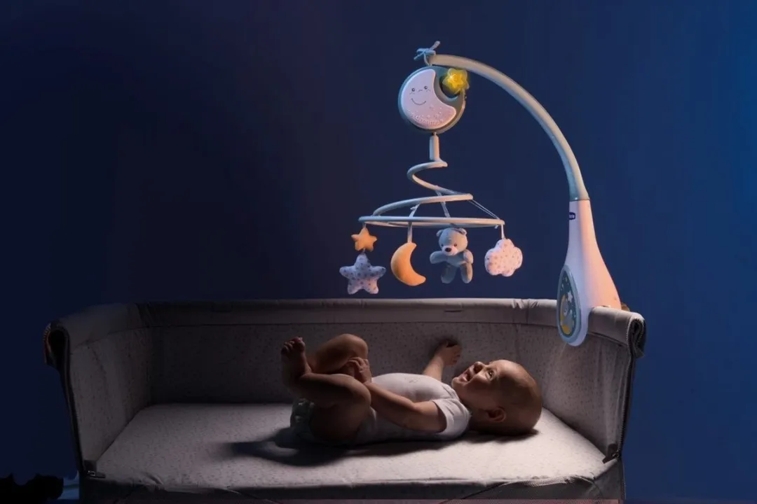 Chicco Next2Me Dream Mobiel Beige