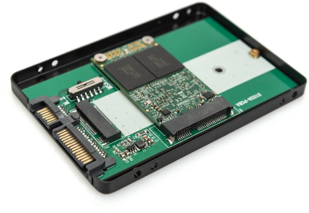 Digitus DA-71118 Behuizing 2.5 SSD - M.2/mSATA Adapter - Zwart