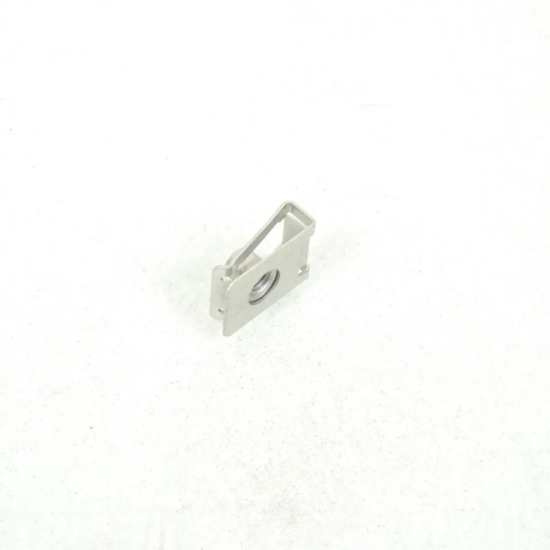 Peugeot Agrafe Carrosserie M5 1173424111