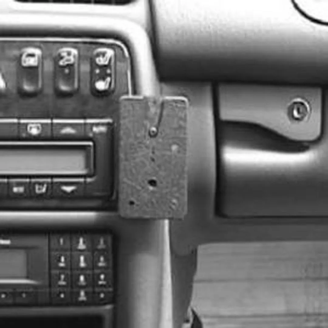 Brodit Angled Mount MB CLK-klasse 97-01