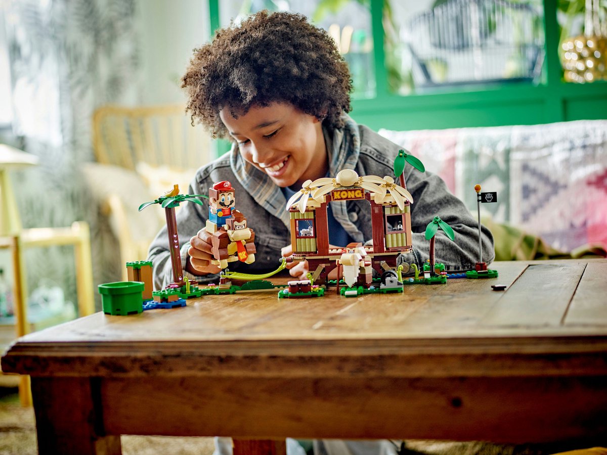 LEGO Super Mario Uitbreidingsset: Donkey Kongs boomhut - 71424