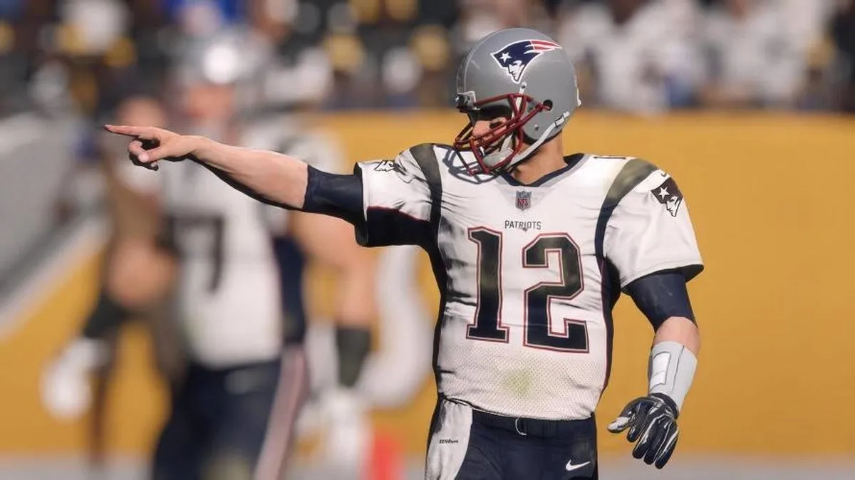 EA Madden NFL 18 Xbox One - 6 Online / 4 Offline - afbeelding 6 van 6