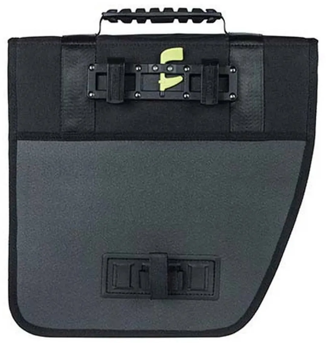 Basil Tour Waterproof Fietstas 14L - Zwart