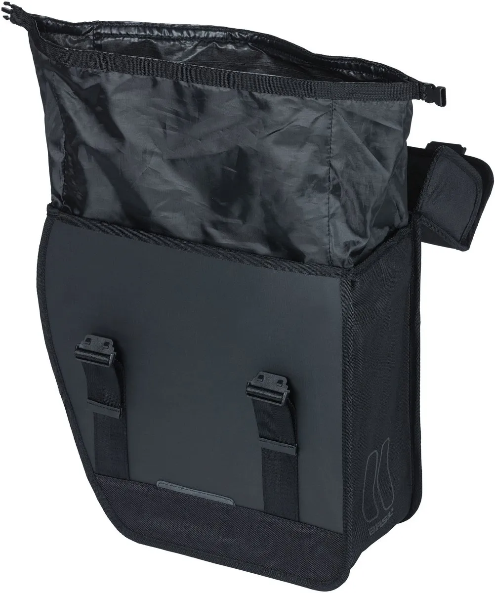 Basil Tour Waterproof Fietstas 14L - Zwart - afbeelding 6 van 6