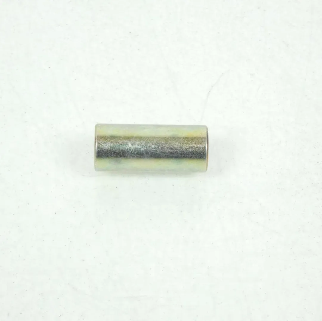 Peugeot 125 XPS Entretoise D'axe Béquille Latérale 8x12x28mm - Goud