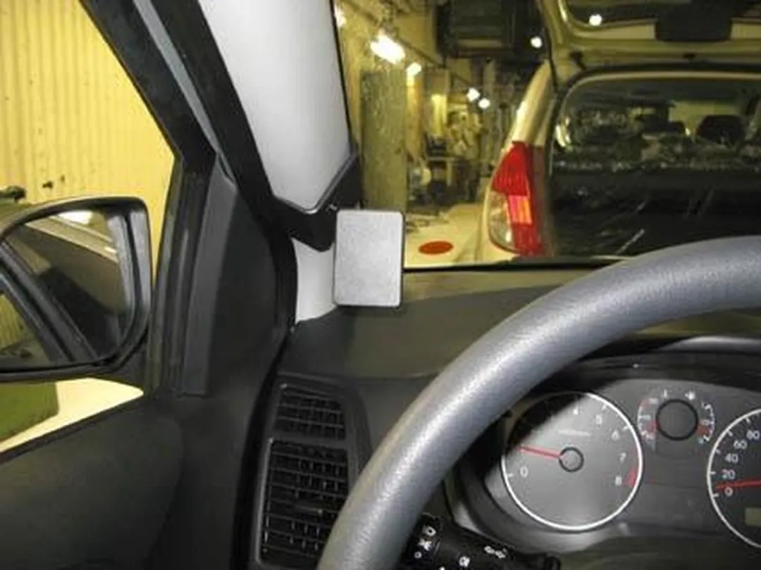 Brodit ProClip 804288 Hyundai i20 2009-2014 - Linker bevestiging - Zwart