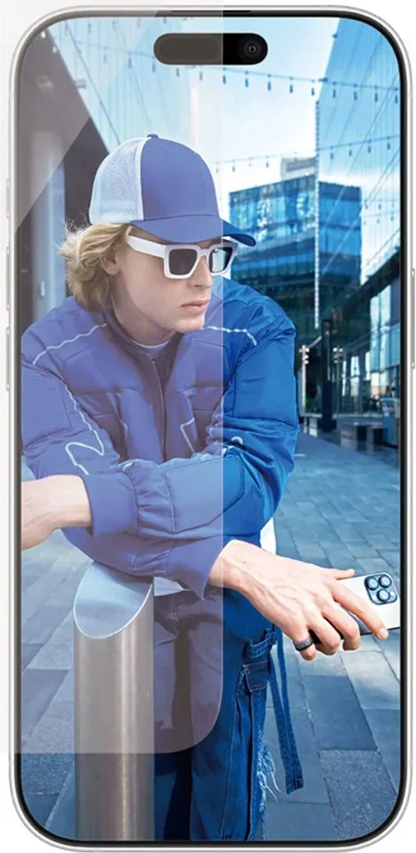 PanzerGlass Classic Fit iPhone 16 Pro Schermbeschermer - Case Friendly