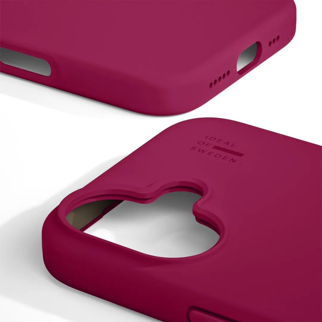iDeal of Sweden iPhone 16 Silicone Hoes - Cranberry - IDSIC-I2461-521