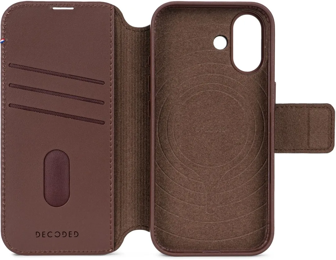Decoded 2-in-1 Wallet Hoesje iPhone 17 - Premium ECCO Leer - Bruin