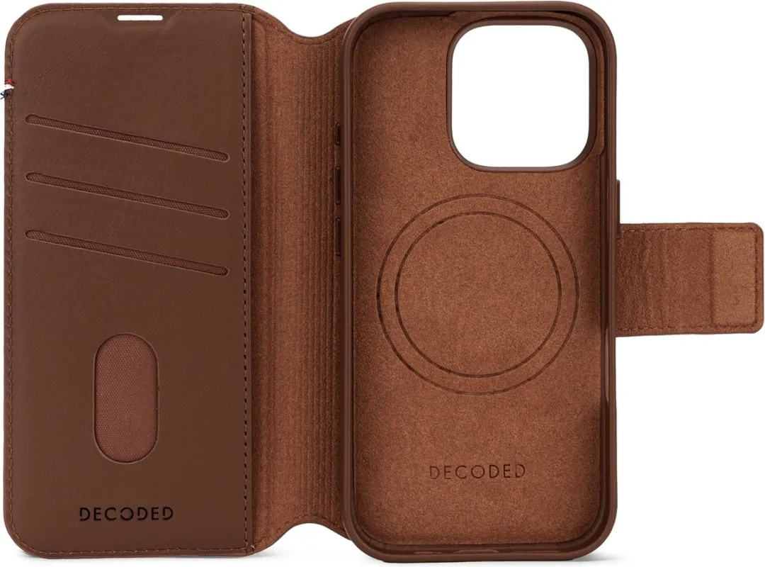 Decoded D25IPO16PDW5TN Wallet Case iPhone 16 Pro - Bruin