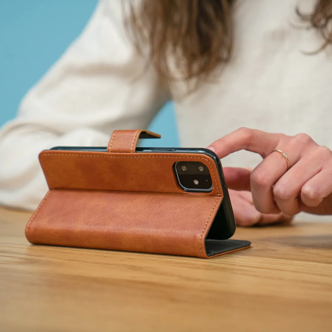 imosHion Hoesje Samsung Galaxy S10 - 3 Pasjes - Bruin