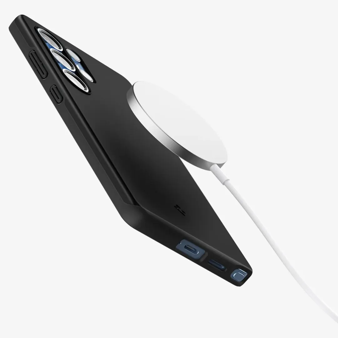 Spigen Thin Fit Backcover ACS08946 - Samsung Galaxy S25 Ultra - Zwart