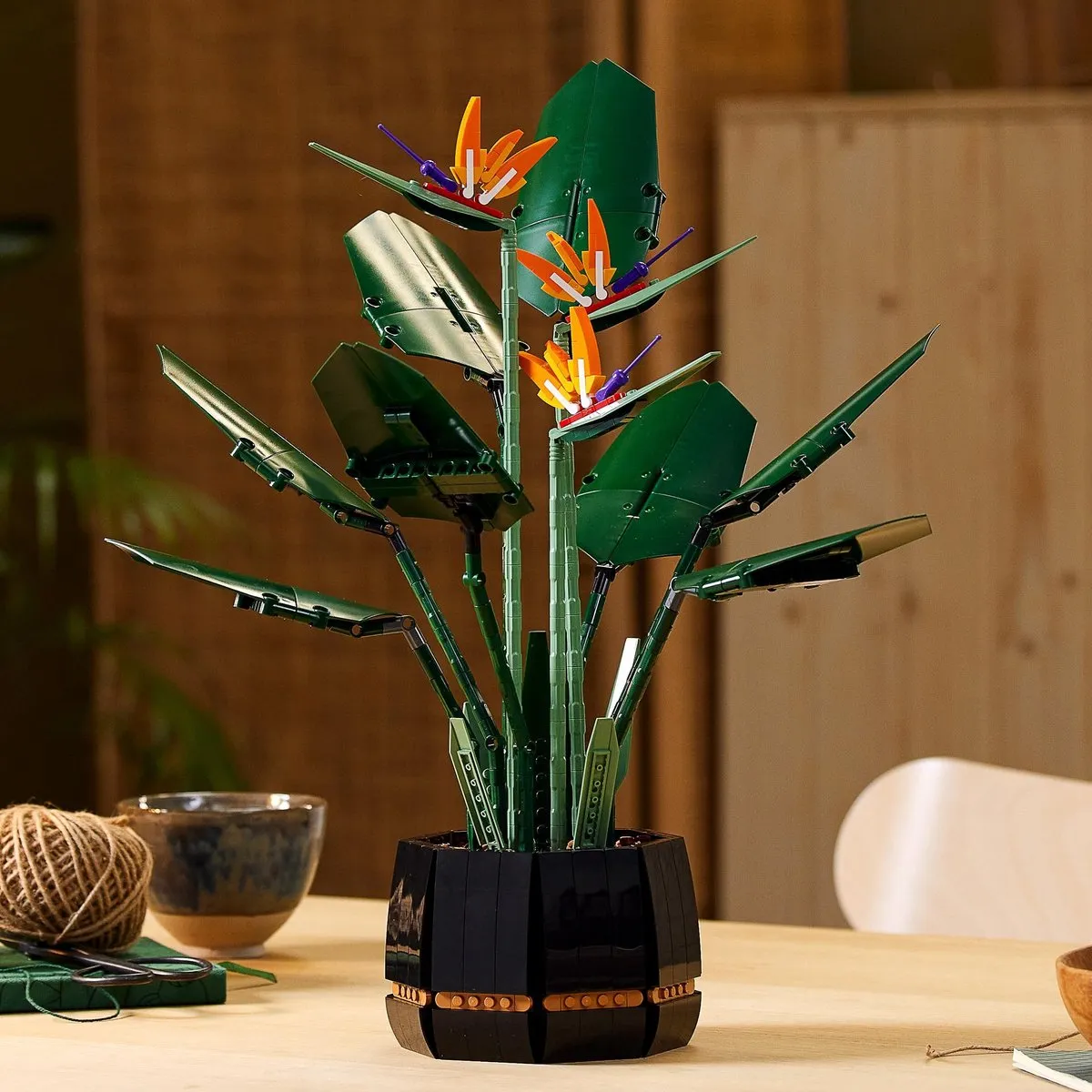 LEGO Creator Expert Paradijsvogelplant 10289 - 1173 Stukken