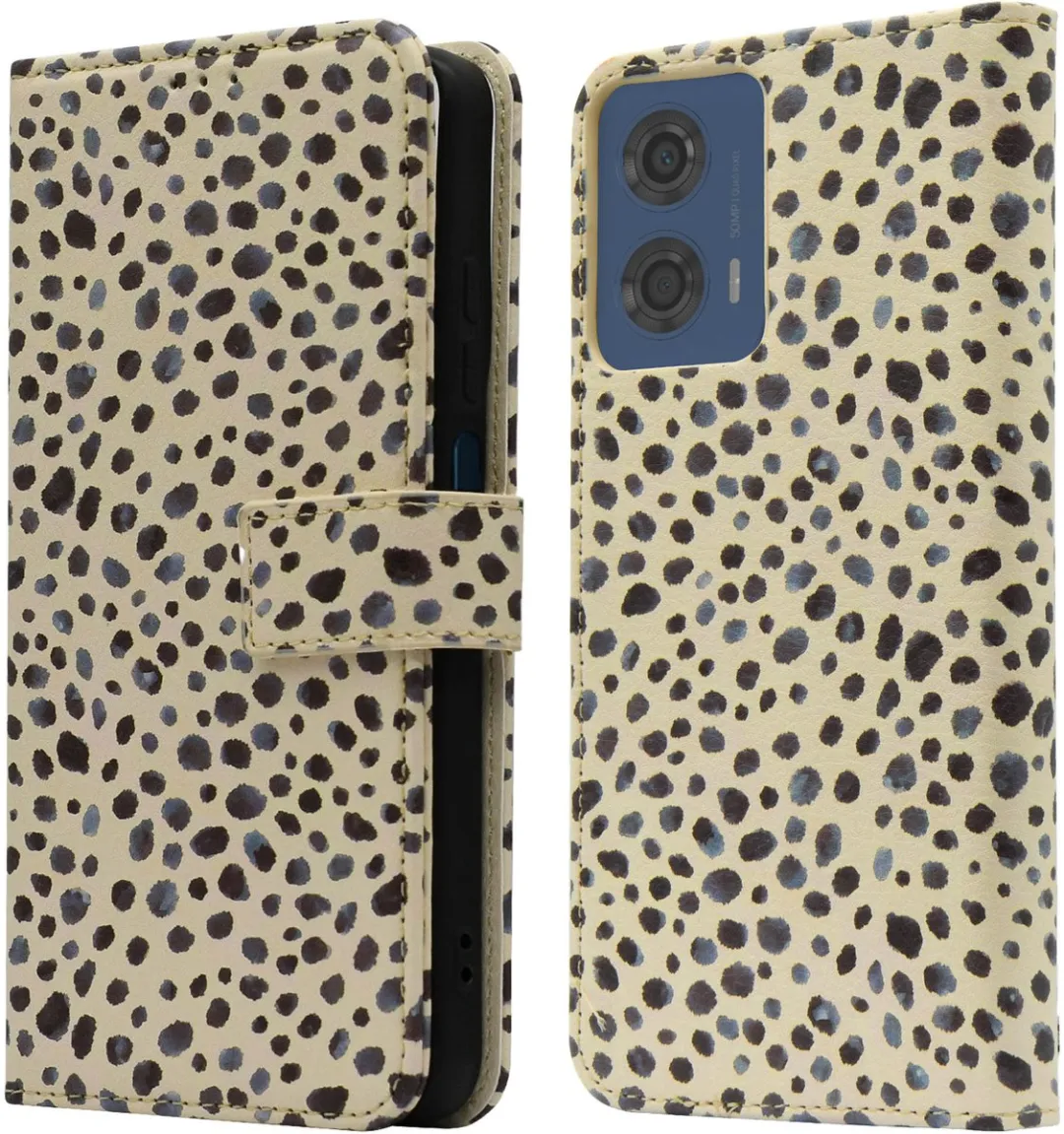 Imoshion Moto G04/G24 Bookcase Hoesje - 3 Pasjes - Black And White Dots