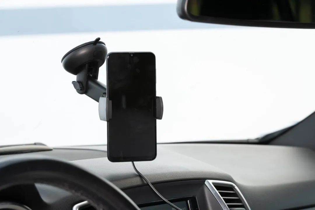 Dunlop Auto Telefoonhouder met Qi Oplader - Zwart