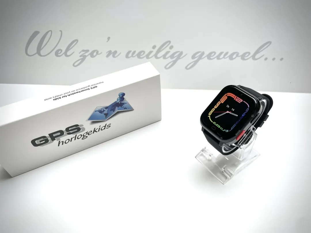 GPSHorlogeKids Yoda Zwart GPS Horloge - 4G Videobellen - 600mAh