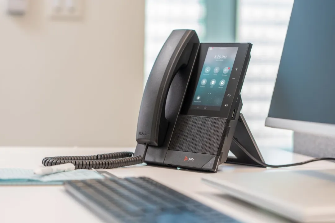 Poly CCX 500 IP Telefoon - 5 inch LCD - Zwart