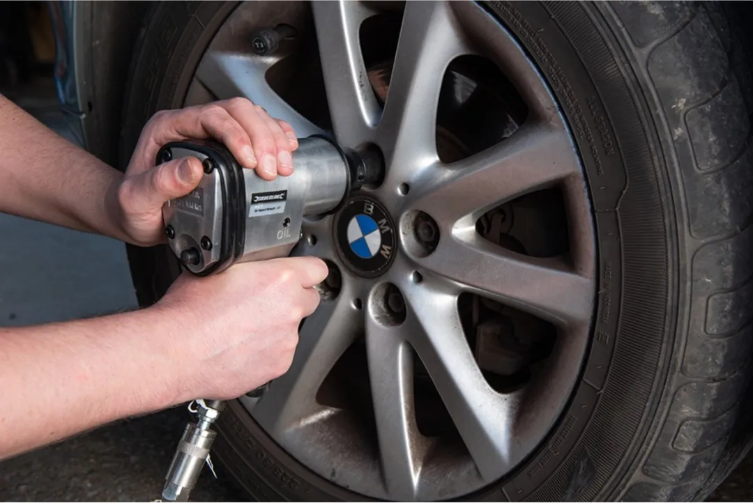 Silverline Pneumatische moersleutel - 4 standen - 312 Nm koppel - 13 mm