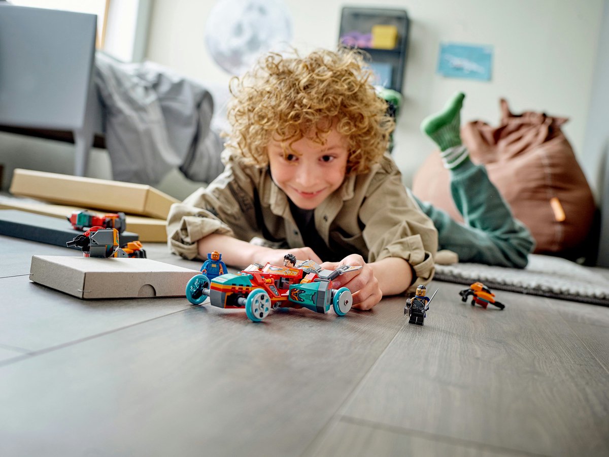 LEGO Marvel Tony Stark’s Sakaarian Iron Man - 76194