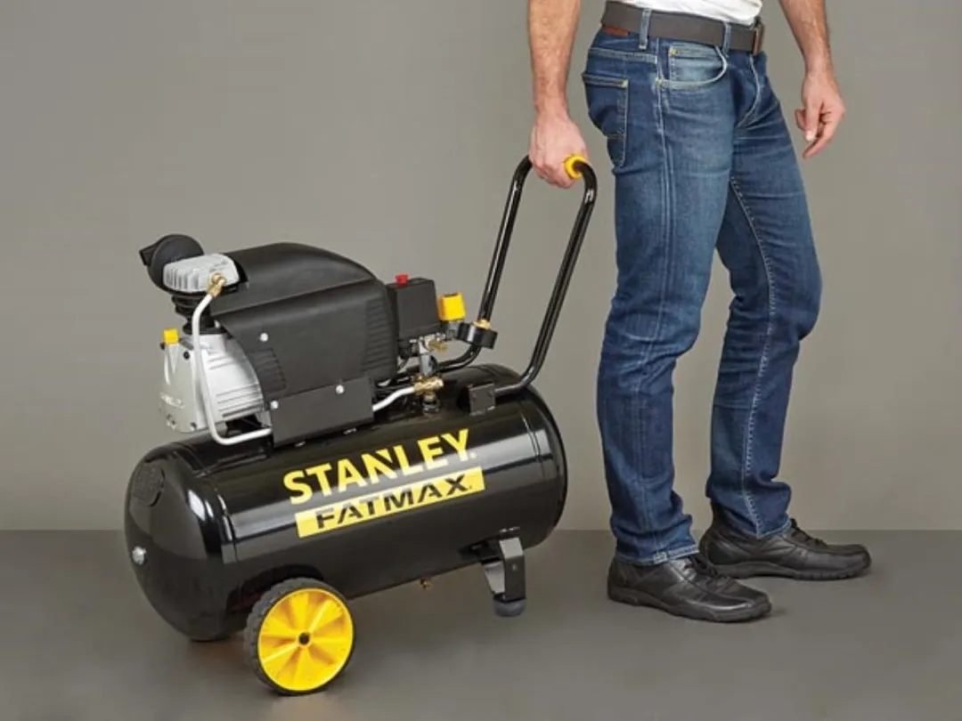 Stanley Fatmax WD251/10/50S Compressor 1800W 50L - Oliegesmeerd