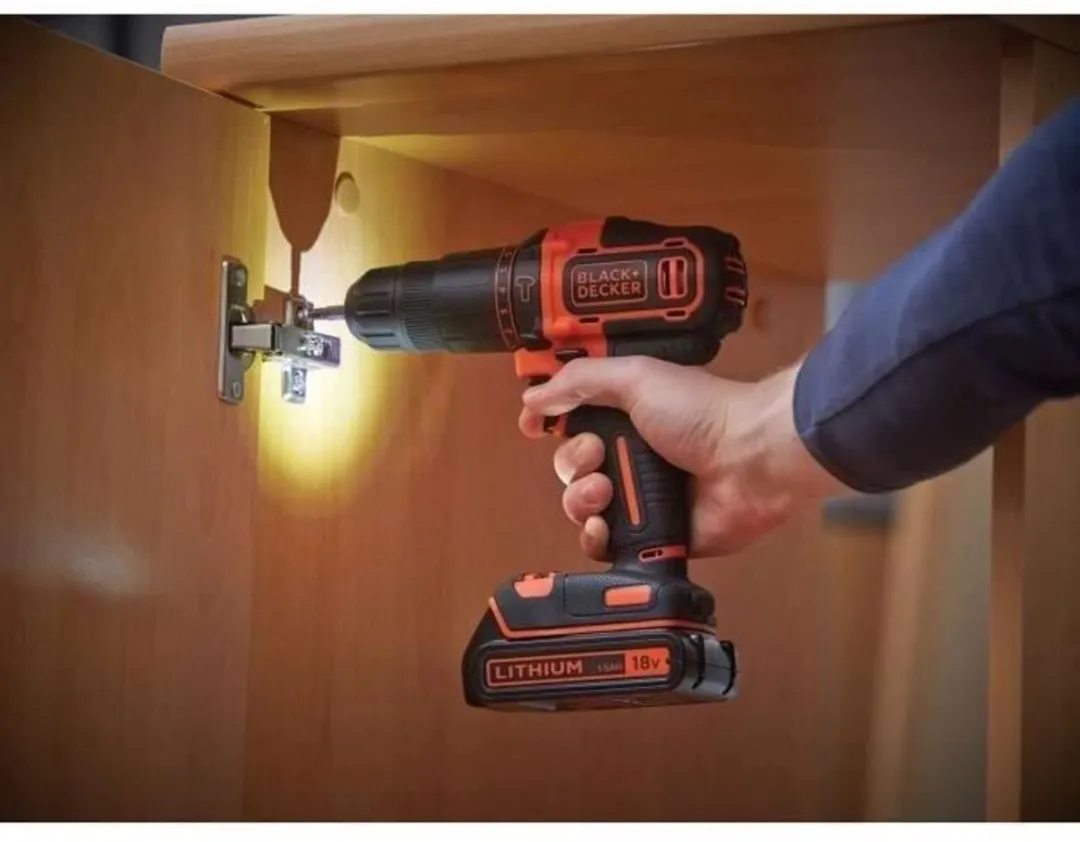 BLACK+DECKER BDCHD18C2TA-QW Klopboormachine - 2x 18V Accu - 30 Accessoires - afbeelding 6 van 6