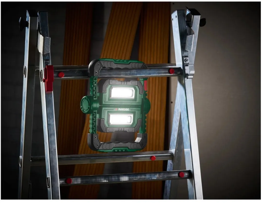 PARKSIDE LED Bouwlamp 700lm - 6500K - Op batterijen