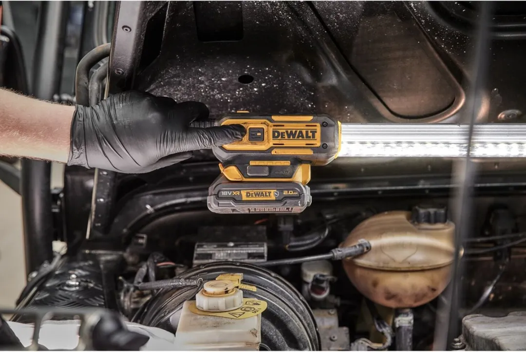 DeWalt DCL045 Accu Lichtbalk 18V/12V XR - Geel/Zwart