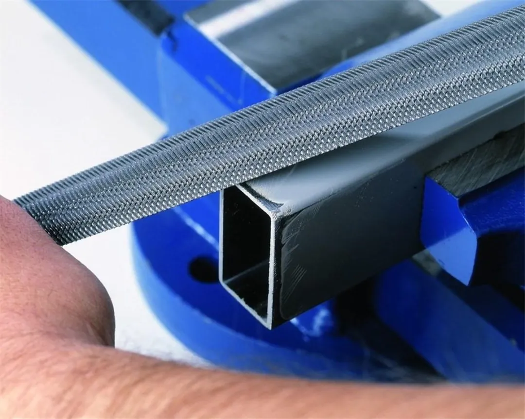 Bahco Halfrond Vijl ERGO 200mm Basterd - 1-210-08-1-0