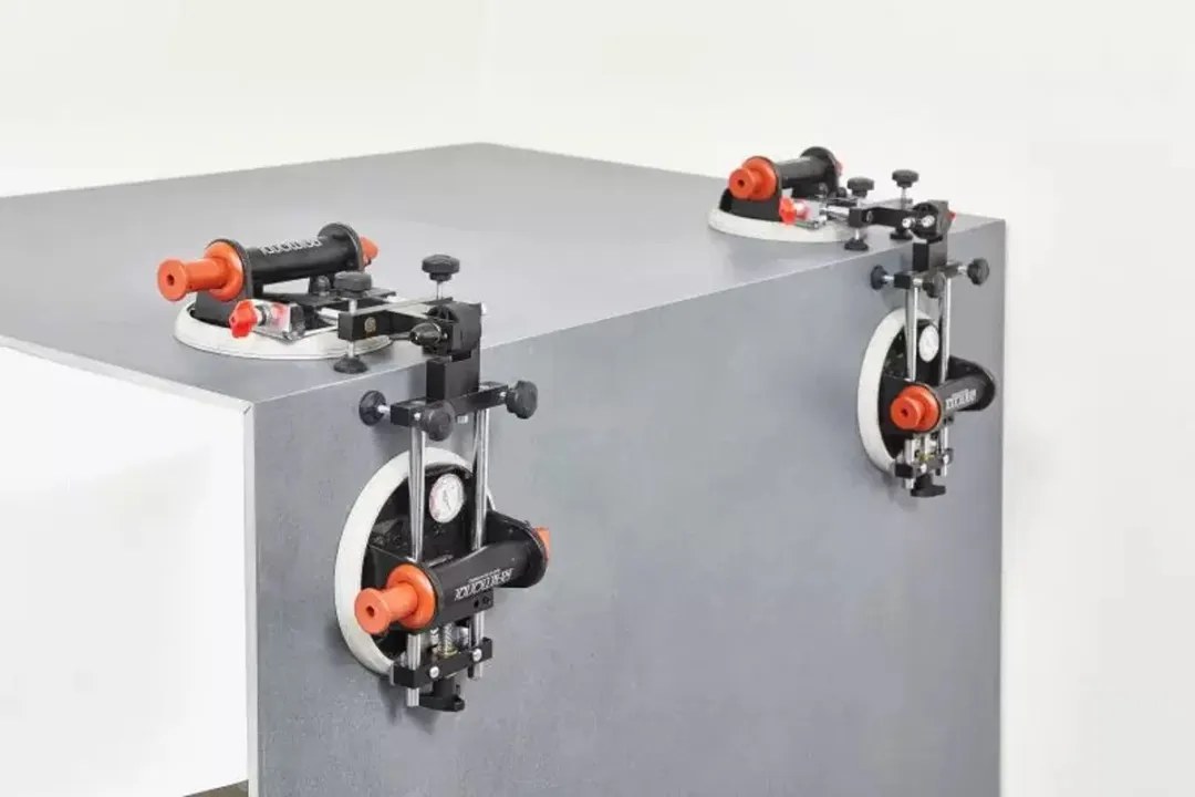 Raimondi LevTOP Plus Tegelnivelleerhulp - 2 Zuignappen 11cm - Zwart - afbeelding 2 van 3