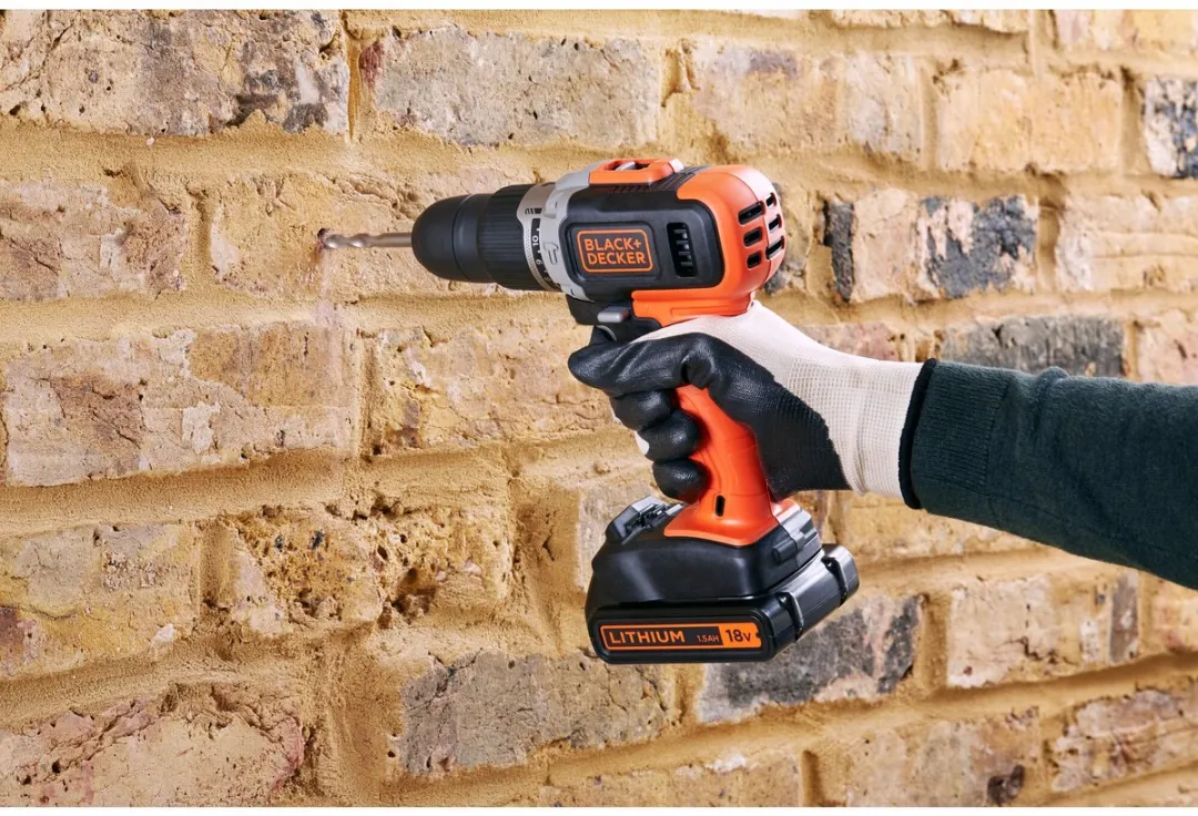 BLACK+DECKER BCD003C2K-QW Accu-klopboor/schroefmachine - 2x 1500mAh - 10mm Beton - afbeelding 3 van 6