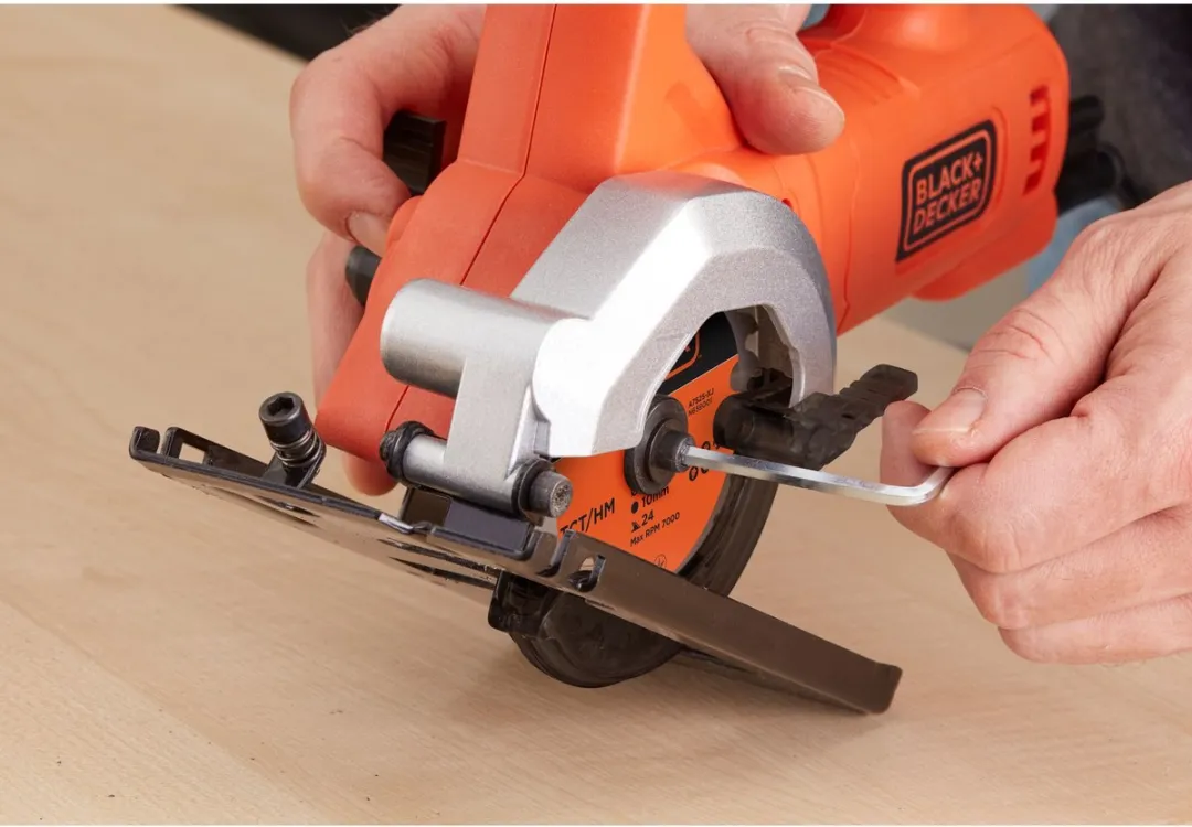 BLACK+DECKER BES510-QS Mini Cirkelzaag 400W - 85mm