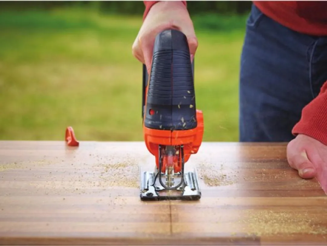 BLACK+DECKER BDCJS18N-XJ Pendeldecoupeerzaag - 2500 r/min