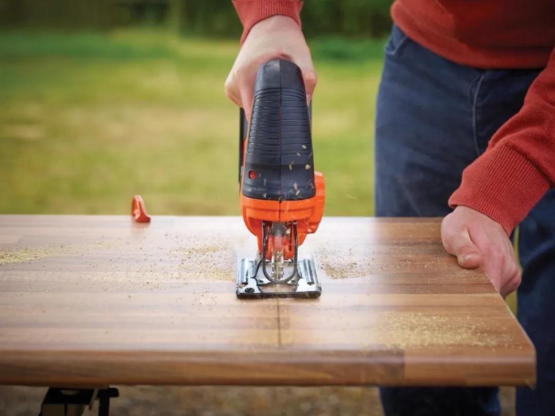 BLACK+DECKER BDCJS18N-XJ Pendeldecoupeerzaag - 2500 r/min
