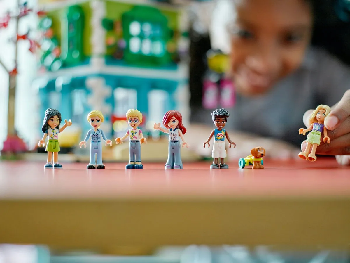 LEGO Friends Heartlake City Buurtcentrum 41748 - 1513 Stukken