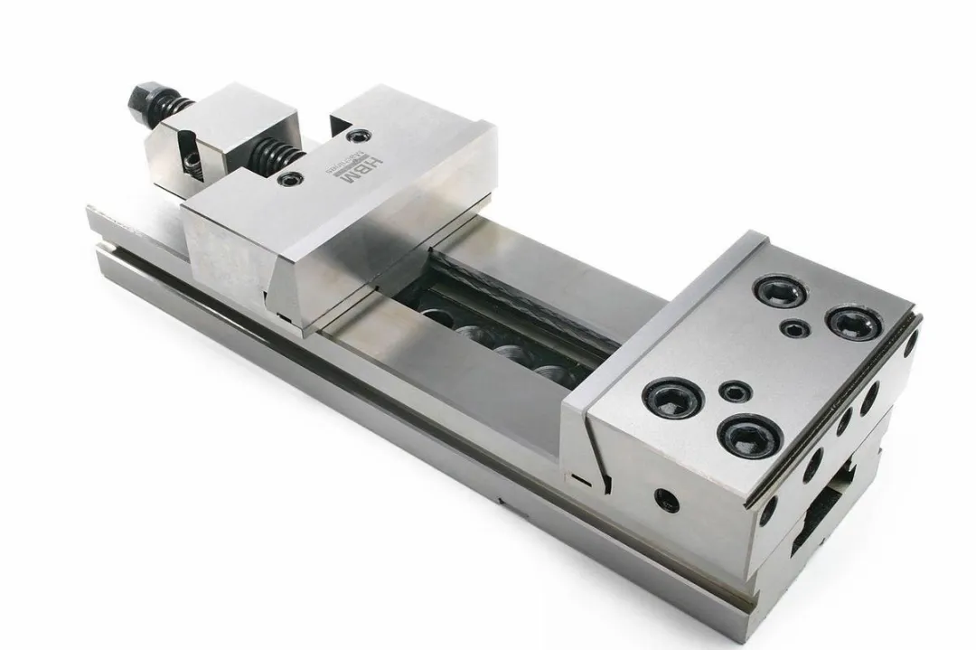 HBM Type 10 Machineklem 150mm