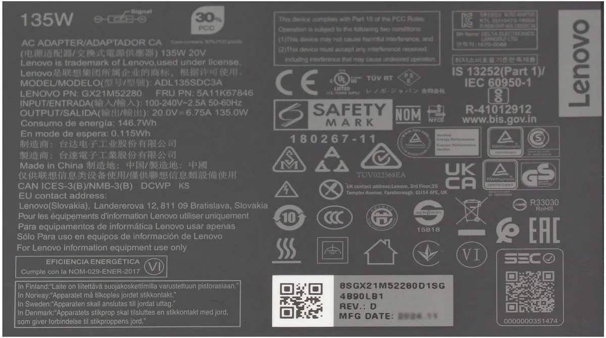 Lenovo 00HM686 Laptopoplader 135W - Zwart