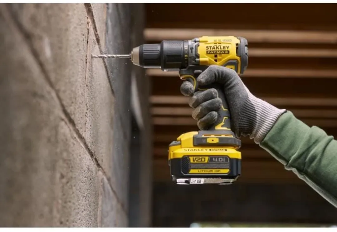 Stanley 18V Accu Boor-/Schroefmachine SFMCD715M2K-QW - 2x 4.0Ah