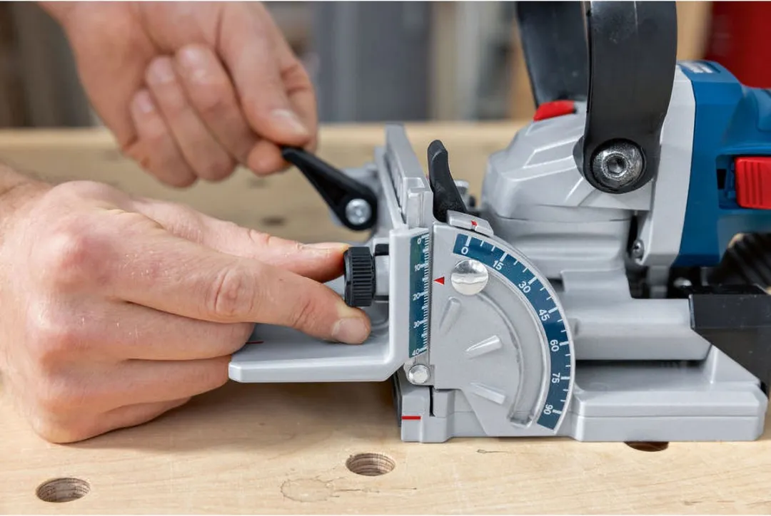 Bosch Professional GFF 18V-22 Lamellenfrees - L-Boxx