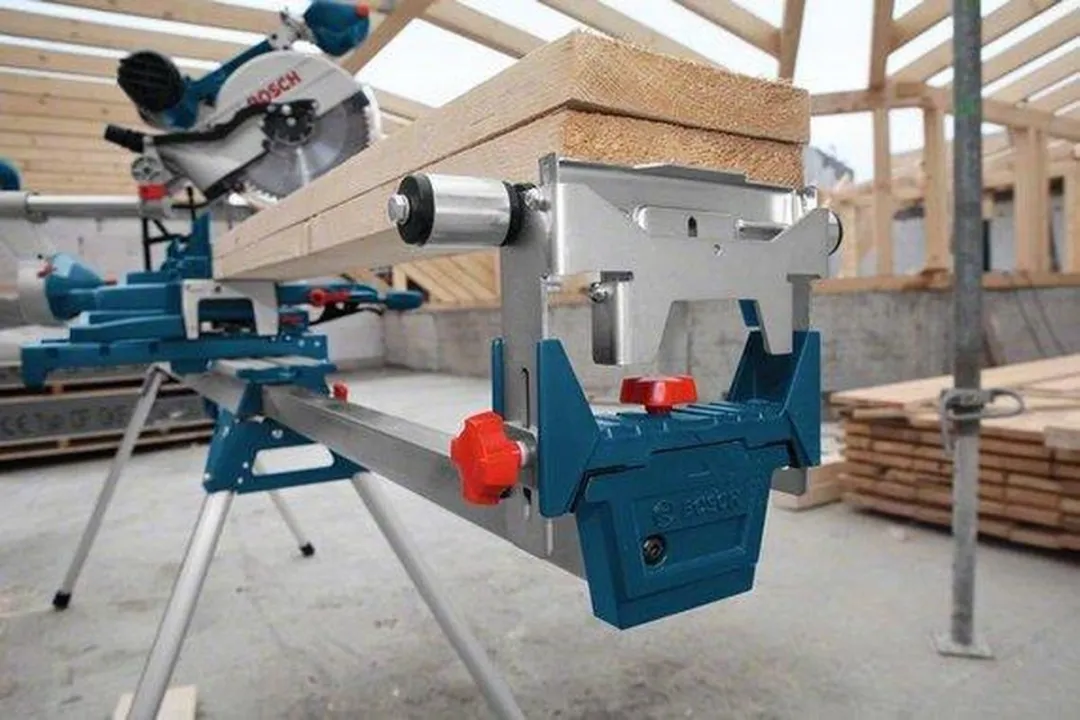 Bosch Professional GTA 3800 Werktafel - met machinehouder en werkstukhouders