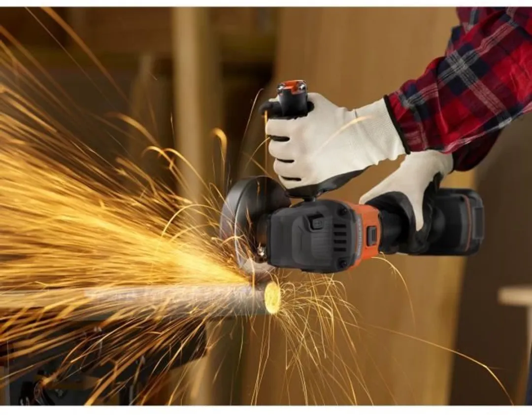 BLACK+DECKER BCG6L8N-XJ Accu Haakse Slijper - 18V - 200W