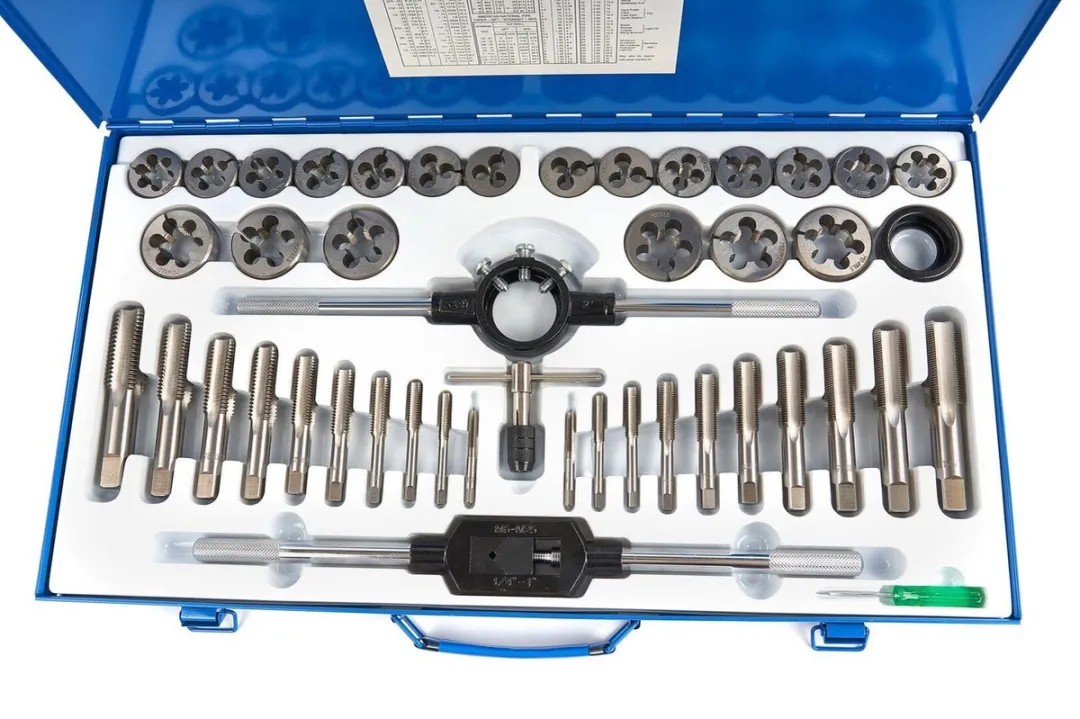 HBM M6-24 Tap en Snijset - 45 Stuks