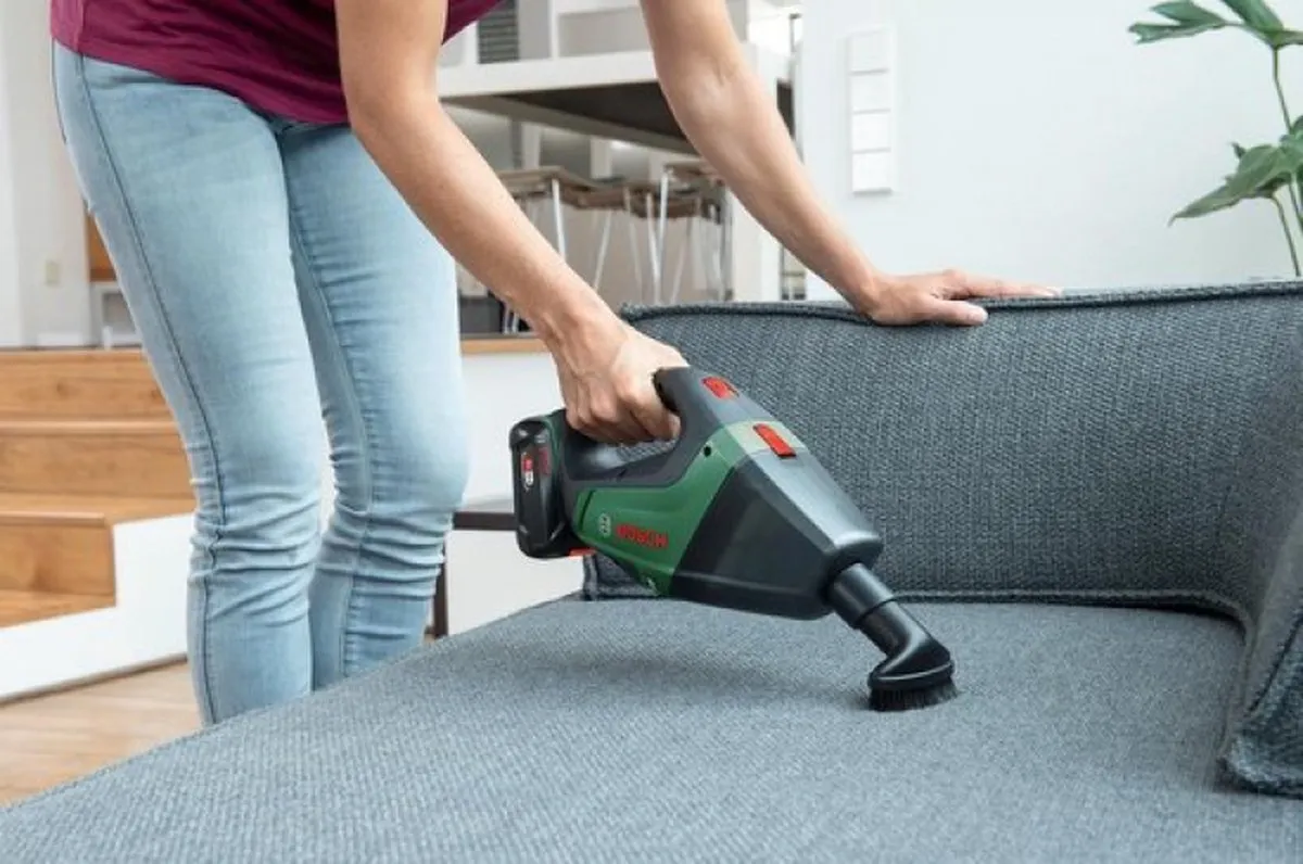 Bosch UniversalVac 18 Accuhandstofzuiger 06033B9103 - 18V