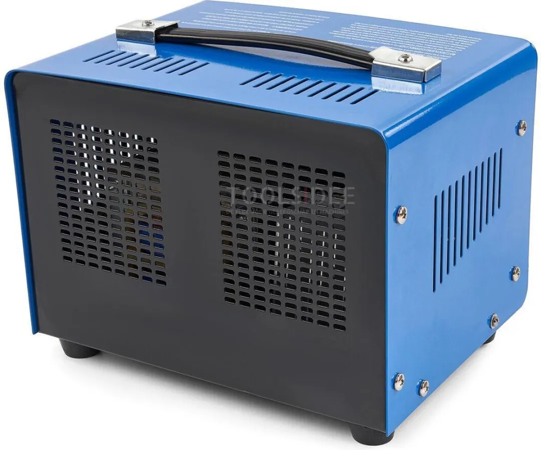 HBM Acculader Startbooster 12/24V 210Ah - 92" - met lamp
