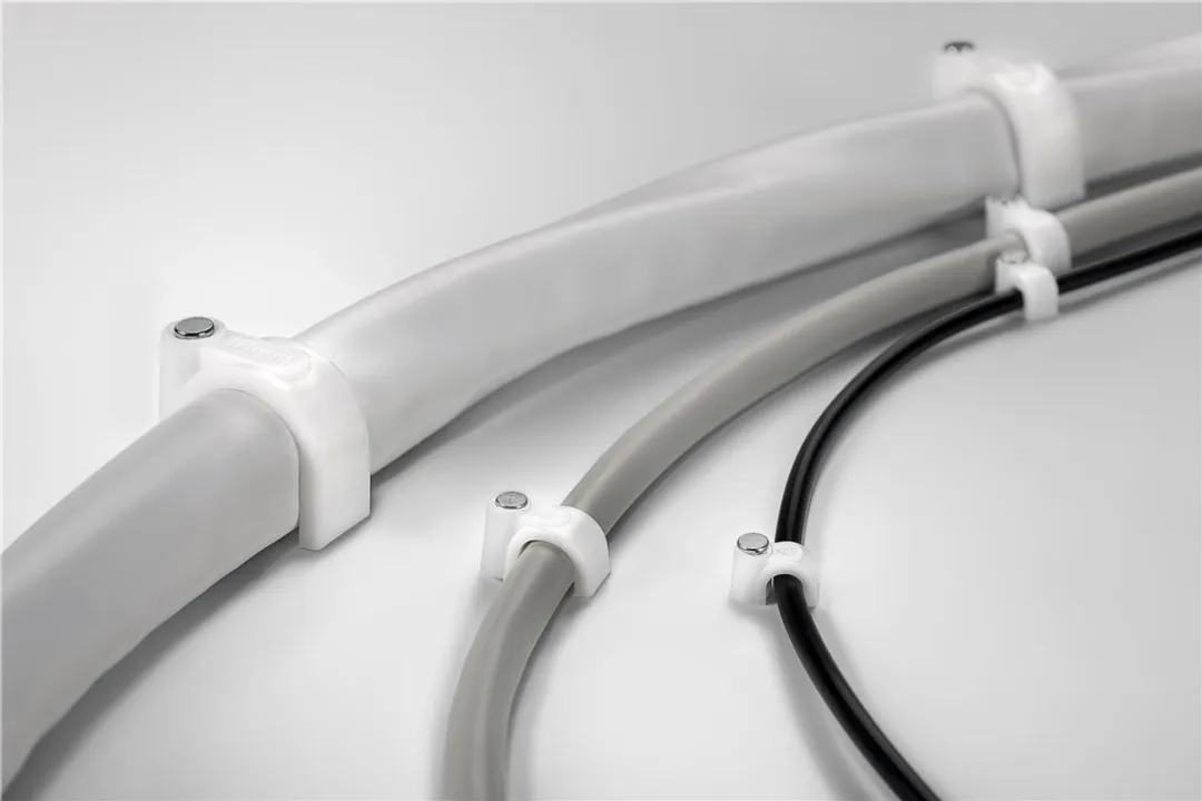 Kabelklemmen met spijker voor kabels tot 7mm - 100 stuks / wit