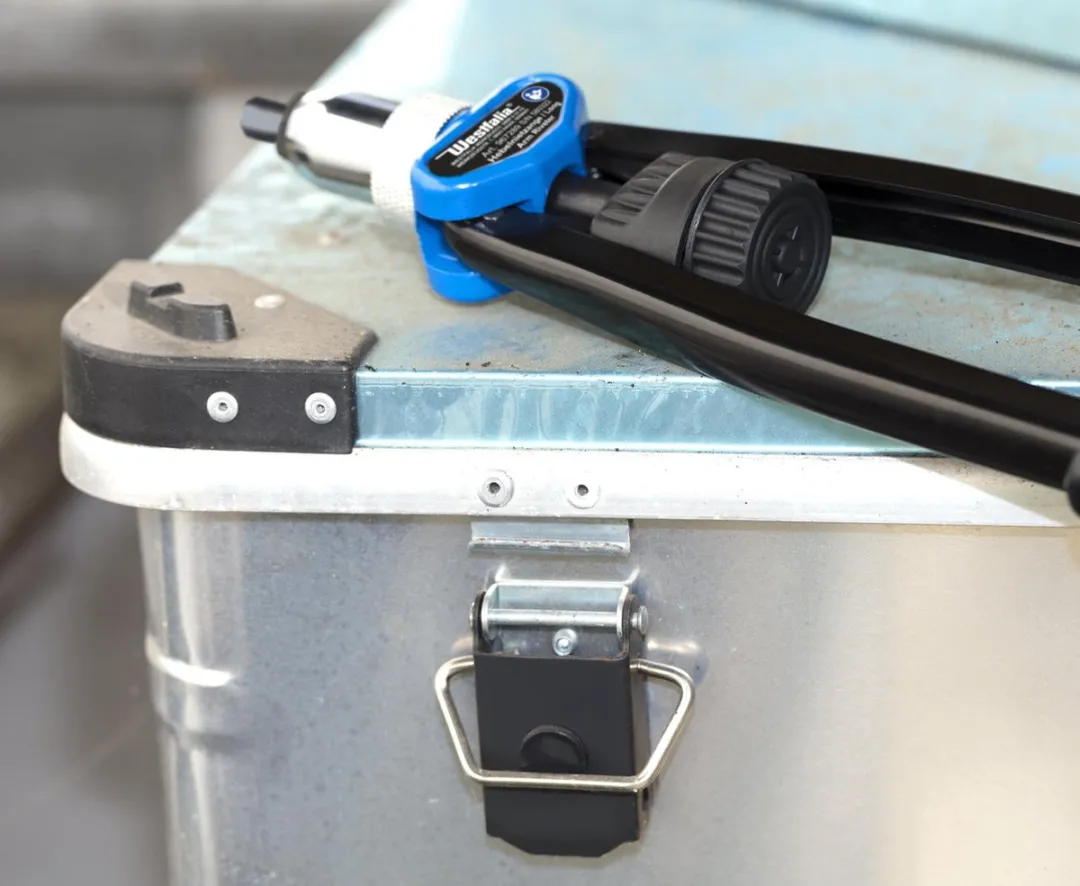 Westfalia Klinknageltang 2-in-1 - Zwart