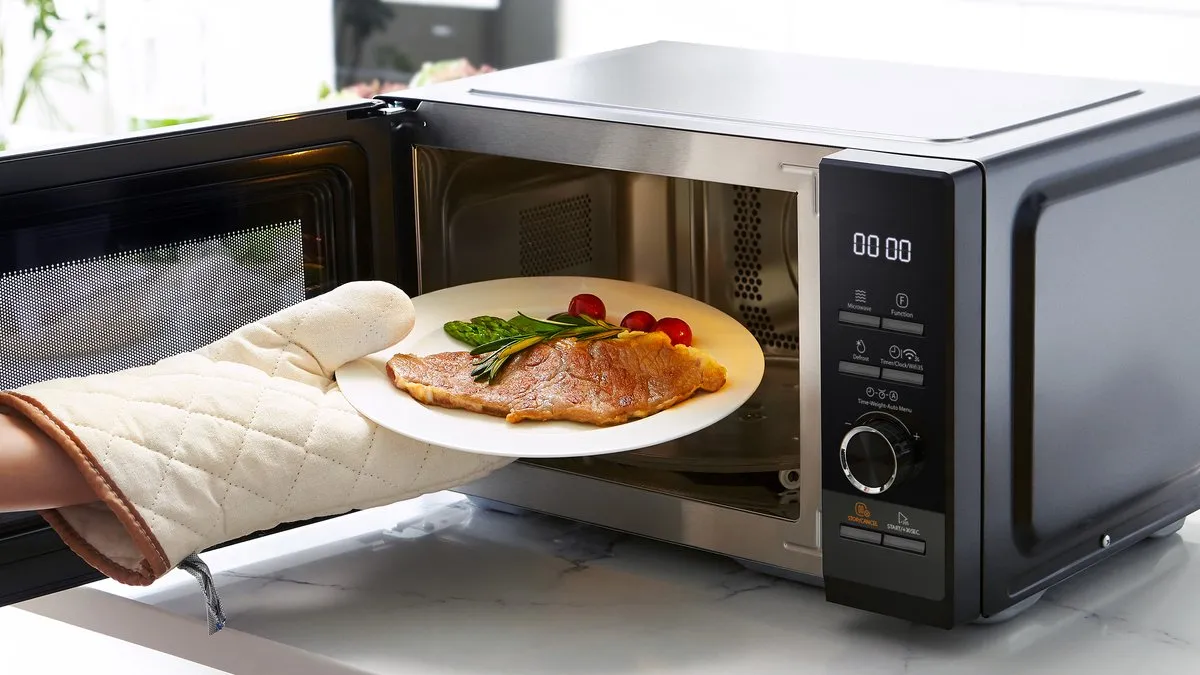 Toshiba MW3-SAC26SF(BK) Vrijstaande Oven Magnetron 26L - 900W - Zwart