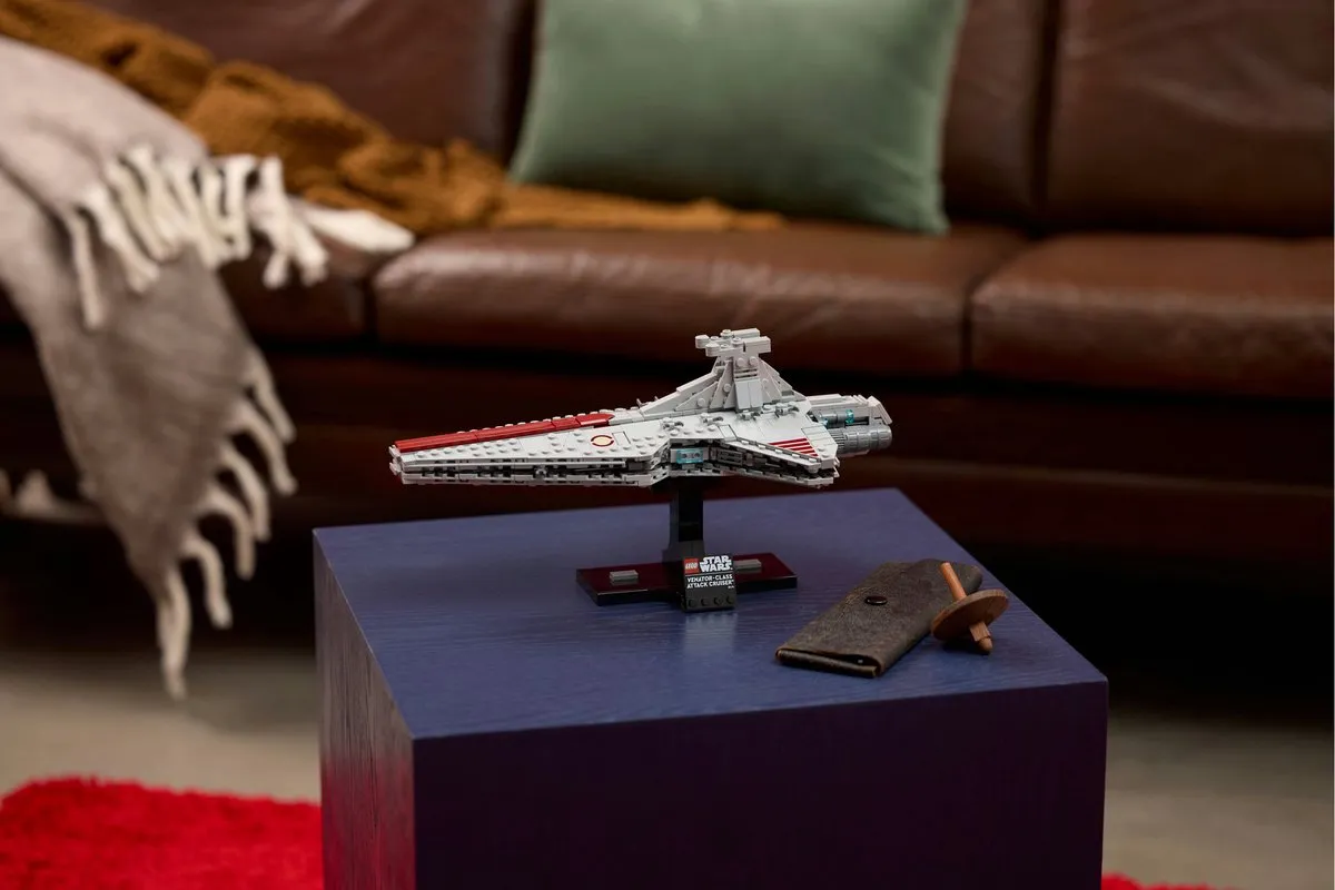 LEGO Star Wars Venator-Class Attack Cruiser 75441 - Bouwpakket 643 Stukken - Multicolor