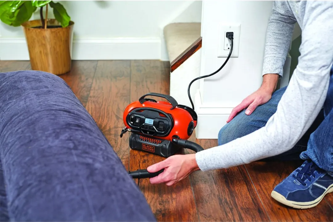 BLACK+DECKER BDCINF18N-QS Compressor 160 PSI - 18V