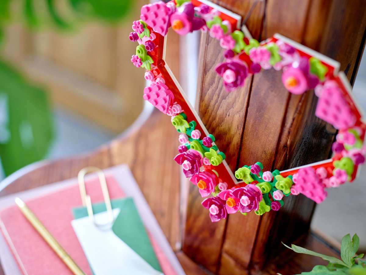 LEGO - 40638 Seasons And Occasions - Hartvormige Versiering