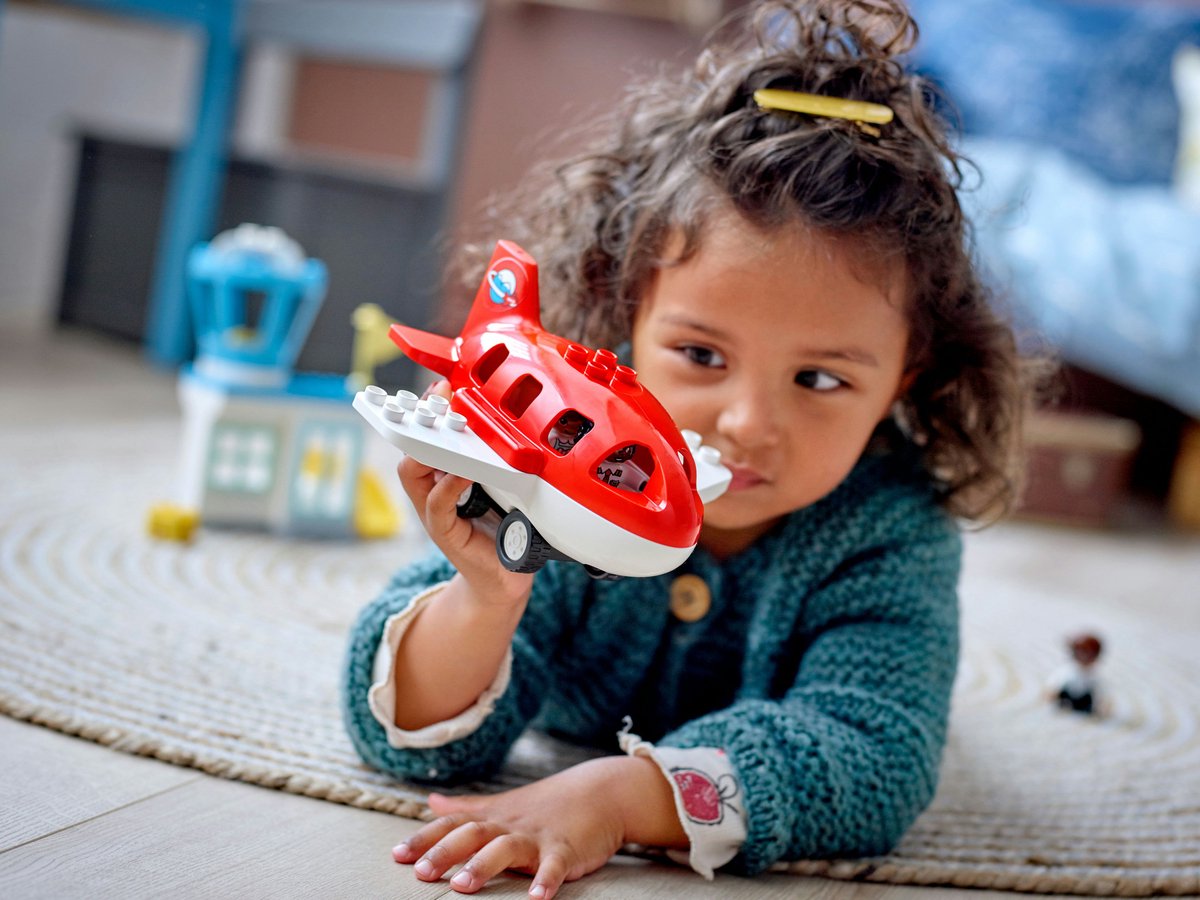 LEGO DUPLO Vliegtuig & Vliegveld - 10961